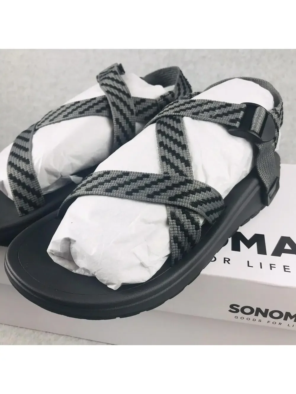 Sonoma Sandals Mens Size 11 Strap Sport Adjustable Comfort Gray  New*